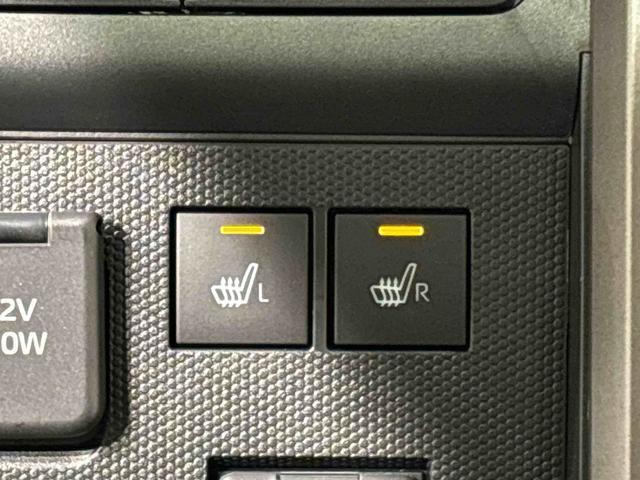 寒い日のドライブを快適にする運転席＆助手席シートヒーターが付いてます。アクセサリーソケット（12V/120W）も装備されています。