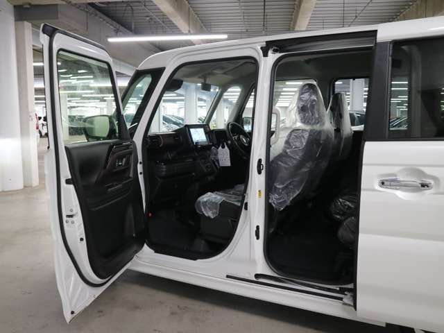 ご家族、また、ご友人とともに、皆さんでぜひ展示場へお越しください。お楽しみいただける自信があります。ご来店、心よりお待ち申し上げます。