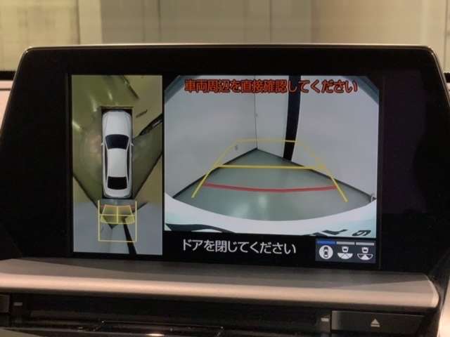 全方位モニターがついています！　車の周囲を360°安全確認できるので、普段の駐車はもちろんの事、縦列駐車や幅寄せの際にも活躍してくれますよ。