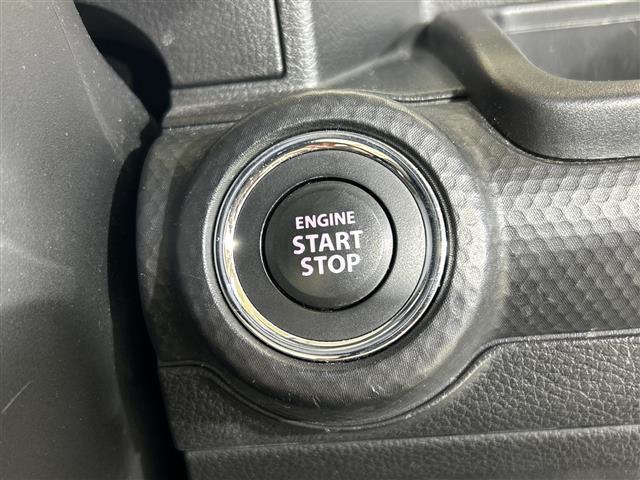 【運転席操作部】『運転席周辺の装備』の画像になります。快適なドライブを楽しむための機能が装備されています！運転席から触れるので使いやすいです！