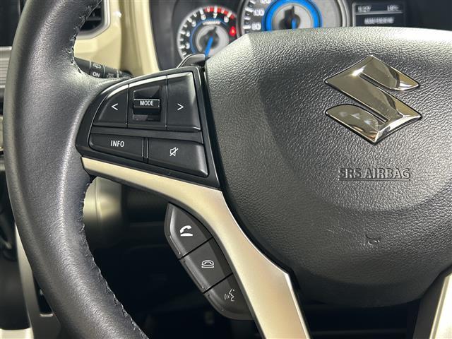 【運転席操作部】『運転席周辺の装備』の画像になります。快適なドライブを楽しむための機能が装備されています！運転席から触れるので使いやすいです！