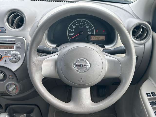 【ステアリング】一台一台綺麗に清掃しております！