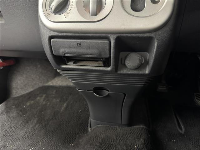 店舗にて現車の確認もいただけますので、お電話で在庫のご確認の上是非ご来店くださいませ。