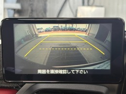 バックモニターも装備しております。駐車が苦手な方でもご安心下さい！