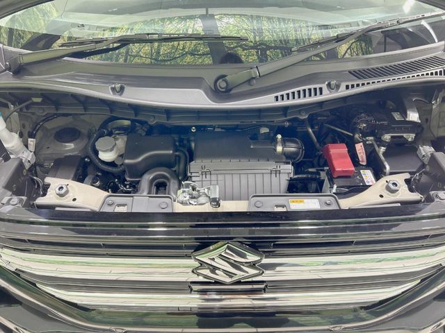 親切・丁寧な専門メカニックスタッフが応対！・車検・点検整備・事故等の修理などアフターサービスも安心。お車のカスタマイズもネクステージのサービススタッフまでご相談ください！