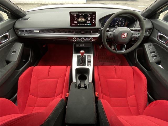 ユーパークグループ全店舗AM9：30～PM7：00まで営業となります。気になるお車がございましたらお気軽にお立ち寄りください。お客様にお気に召して頂ける一台があると思います。ご来店お待ちしております！