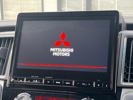 【純正10.1インチSDナビ】人気の純正ナビを装備。オーディオ機能も充実しており、Bluetooth接続すればお持ちのスマホやMP3プレイヤーの音楽を再生可能！毎日の運転がさらに楽しくなります！！
