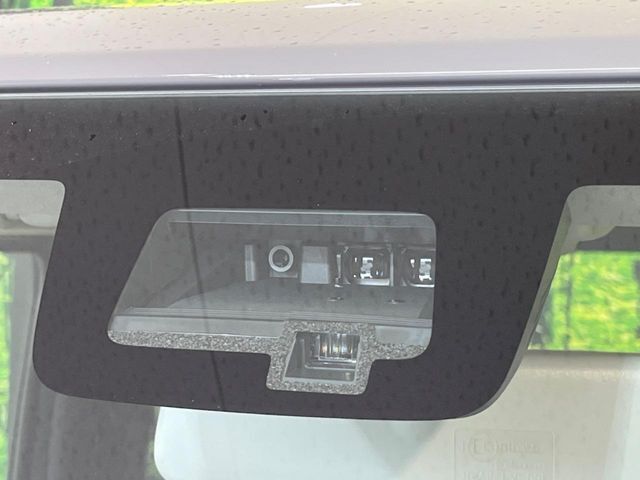 【スズキ　セーフティサポート】走行中に前方の車両等を認識し、衝突しそうな時は警報とブレーキで衝突回避と被害軽減をアシスト。より安全にドライブをお楽しみいただけます。