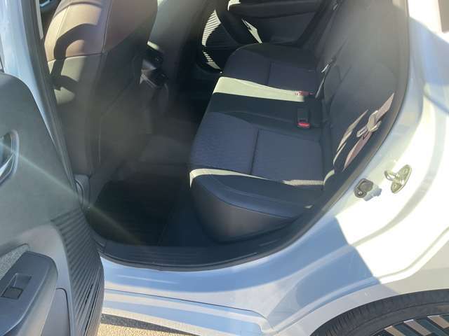 リアシートも快適です