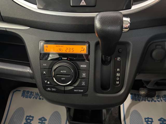 車によってはストックヤードに置いていることもありますので、ご来店の前に事前にご連絡いただけますと幸いです。
