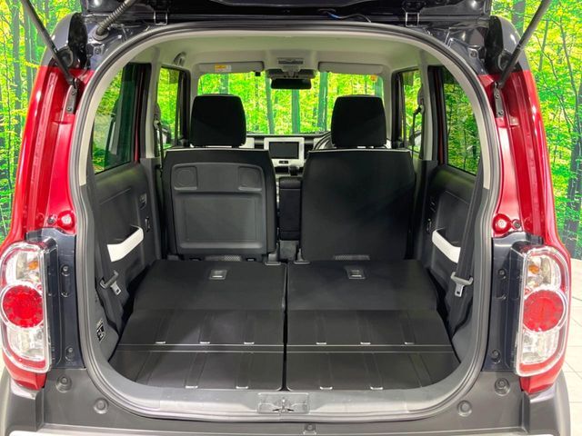 普段のお買い物や通勤、送迎等に十分な荷室スペースを確保しております。セカンドシートを倒すと、大きな荷物の積載も可能です♪