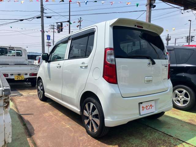 お買い得な中古車を沢山揃えてお待ち申し上げております！