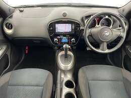 【インパネ全体】全方位で視界が広く、高い目線で運転もしやすいです！