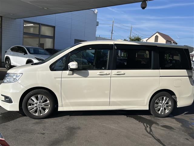 中古車はその時勝負です！！この車両を見つけた方は幸運かも！？同じ車両は1台もありません！ユーザー買取車を扱っているガリバーだからこそだせるプライス！ぜひ、この瞬間に！！