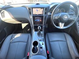 グループ総在庫数約30，000台！！全国の系列店からメーカー・車種問わずご紹介出来るので、あなたにピッタリのお車が見つかるはずです♪まずはお問い合わせ下さい☆