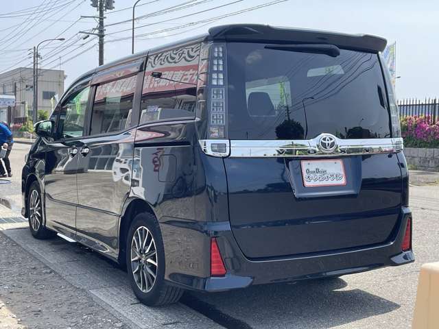 納車前の整備もしっかりさせていただきます。もちろんアフターサービスもお任せ下さい！