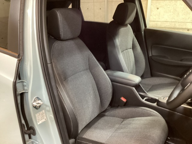 ディーラー整備士による納車前整備とアフターサービスは当店でお求めいただくのメリットのひとつです。