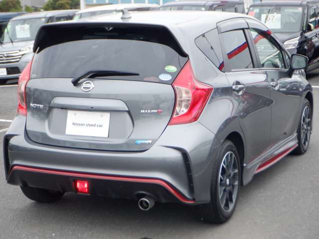 全国各地に登録納車配送可能です。なお全国の日産店にて整備、保証対応可能。