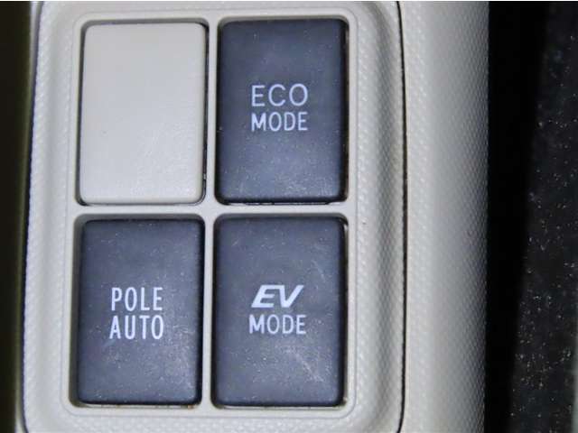 走行モードを選択することができます。