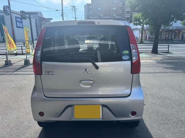 当店では販売だけでなく、買取にも力を入れています。下取りも大歓迎です。純正オプションはもちろん、アフターパーツもしっかり見させていただきます。他店で値段が付かなくても、あきらめずにご相談ください！