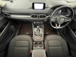 【インパネ全体】全方位で視界が広く、高い目線で運転もしやすいです！