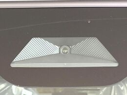 【ホンダセンシング】走行中に前方の車両等を認識し、衝突しそうな時は警報とブレーキで衝突回避と被害軽減をアシスト。より安全にドライブをお楽しみいただけます。