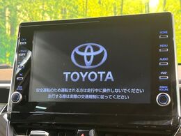 【メーカー9インチナビ】インテリアに溶け込むスタイリッシュな「専用設計」メーカーナビを装備♪視認性や操作性など基本性能にも優れ、より上質なカーライフをお楽しみいただけます。