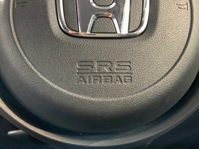 豊富に在庫を取り揃えています。 軽自動車からミニバン、セダン、SUV、話題のハイブリッド車などなど続々入荷中です！