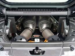 3.0L,V6ターボエンジン663PS+167PSのモーター。830PSのPHEV