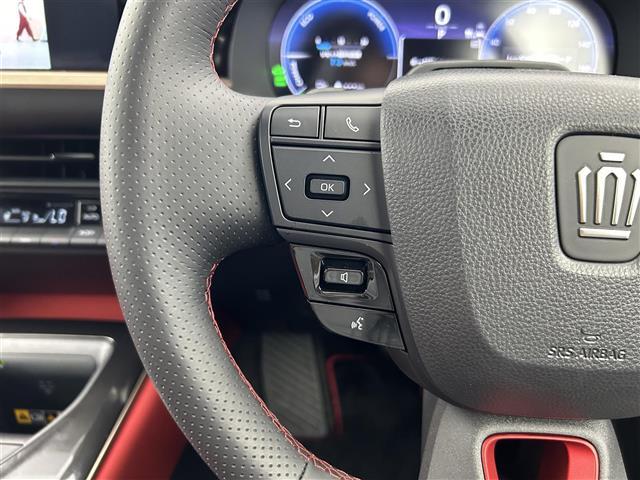 【運転席操作部】快適なドライブを楽しむための機能が装備されています！運転席から触れるので、使いやすいです！除菌プランいれていただくと、さらに清潔で安心していただけます！