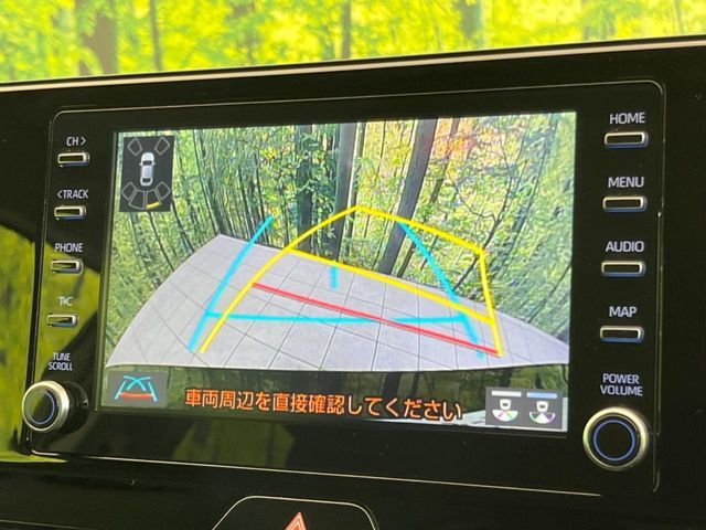 【バックカメラ】駐車時に後方がリアルタイム映像で確認できます。大型商業施設や立体駐車場での駐車時や、夜間のバック時に大活躍！運転スキルに関わらず、今や必須となった装備のひとつです！