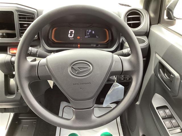 ご納車前には、お車の整備を実施し、ご納車させて頂いております。整備内容は、車両によって異なりますので、お気軽にお尋ねください。