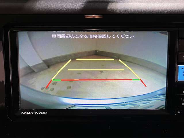 バックカメラ装備済み☆別途ナビと接続することで使用できます♪後方確認や車庫入れも安全・快適ですね♪