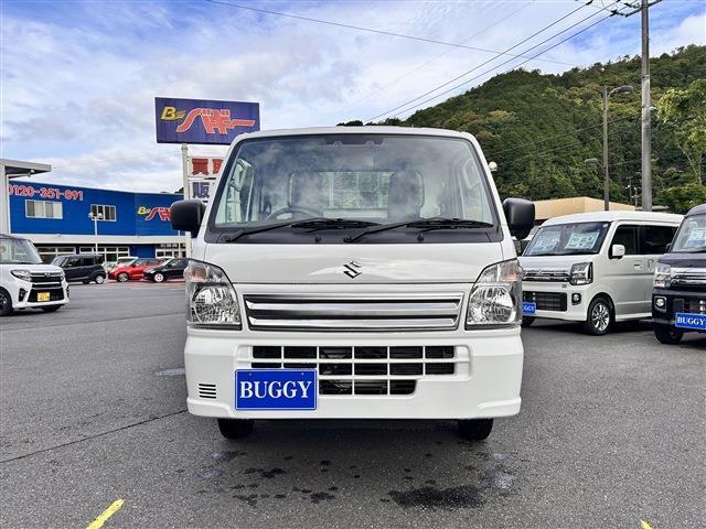 クルマ選びは車のテーマパークバギーで♪この時期にお買い得な1台を是非♪お客様のお車をプロの見立てでより良い1台をプロデュースします！是非一度お店に遊びに来てください☆