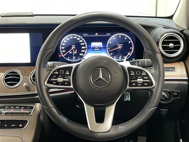 【ステアリング】専門の知識を持ったコーディネーターが、お客様にぴったりのお車をご提案をさせていただきます。ご気軽にお立ち寄りくださいませ。