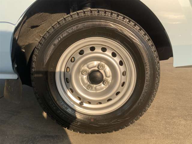 ナビゲーションやETCやドライブレコーダー等の、パーツ取り付けのお見積りもお気軽にご相談ください