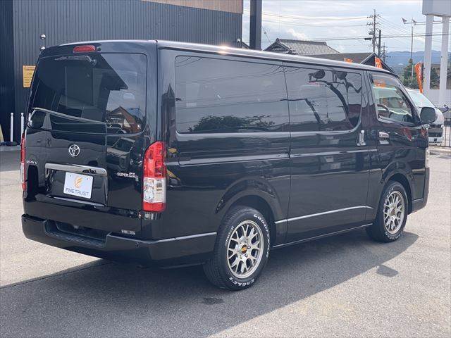 擦り傷から事故まで、自費・保検修理を自社鈑金塗装工場（イオンブース完備）にて綺麗に鈑金塗装致します♪