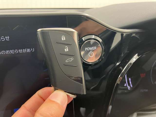 新着在庫も続々入荷しておりますのでこの機会にぜひお越しください！