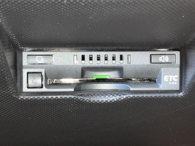 ナビ、ドラレコ、ETC、フリップダウンモニター、デジタルインナーミラーetc…後付け可能です！オプションも豊富に取り揃えておりますのでご安心ください！