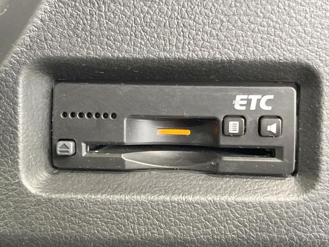 【ETC】高速道路の料金所をストレスなく通過！話題のスポットやサービスエリアに多い「スマートIC」利用時は必須のアイテムです。当店でセットアップを実施、ご納車当日からすぐにご利用いただけます！