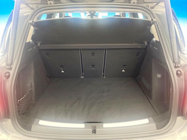 ●トランクルーム：趣味が広がる収容スペース！これだけの広さがあればお買い物やレジャーなどにも最適です！使用感も少なくきれいな状態を維持しております。