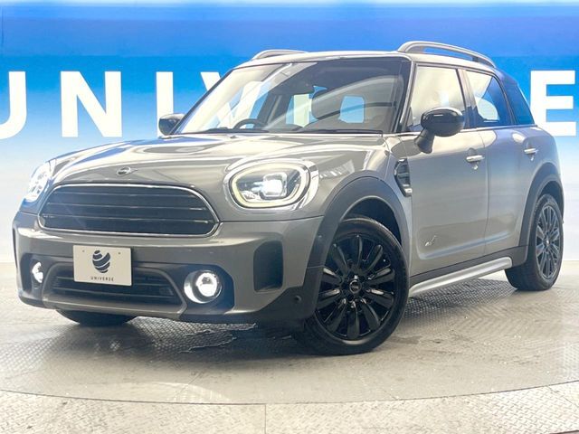 ●無料付帯の保証の他、安心の最長3年・走行無制限保証（有償）をご用意。輸入車を安心してお楽しみいただける様、保証内容も充実はもちろん、無料点検＆オイル交換やロードサービスも付帯しております。