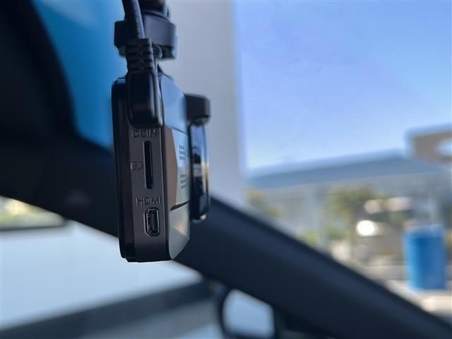 【　ドライブレコーダー　】運転中の記録を残します！事故などを起こした起こされた時の証拠を残します！