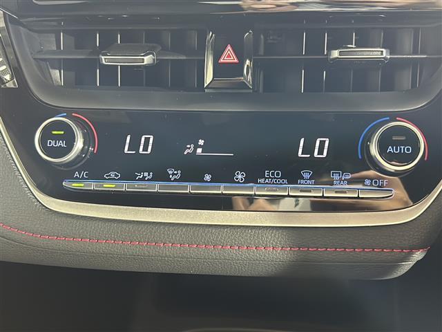 【オートエアコン】車内温度を感知して自動で温度調整をしてくれるのでいつでも快適な車内空間を創り上げます！