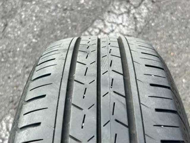 夏タイヤ付きです。