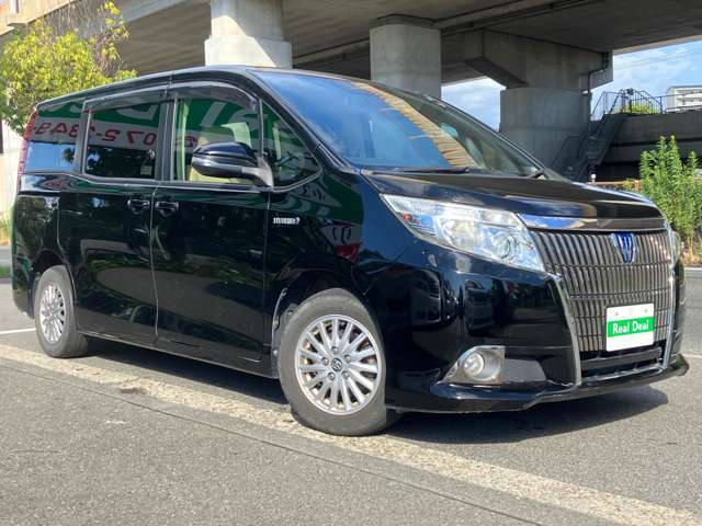 提携の指定工場にて12ヶ月・24ヶ月法定点検整備を実地致しております。お客様に末永く快適なカーライフをご提供できるよう徹底整備致します。