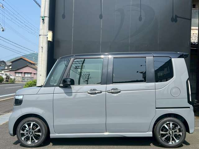 ☆新車の販売も可能です☆新車ご希望のお客様も是非当店にご相談下さいませ♪
