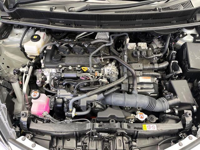 親切・丁寧な専門メカニックスタッフが応対！・車検・点検整備・事故等の修理などアフターサービスも安心。お車のカスタマイズもネクステージのサービススタッフまでご相談ください！