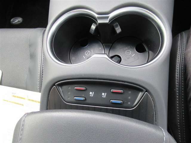 シートヒーターつき