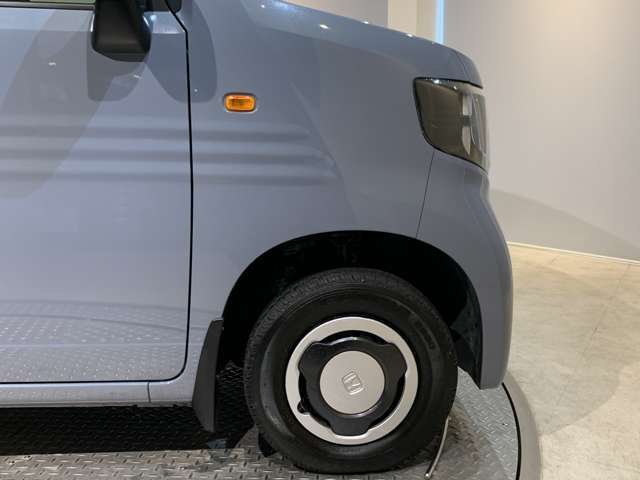 タイヤサイズは　145/80R12